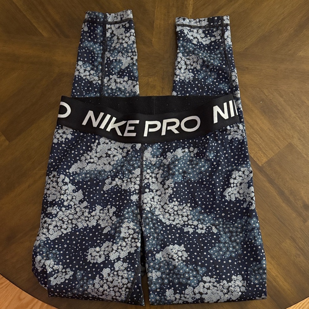 Nike Pro Navy and White Patterned Leggings M